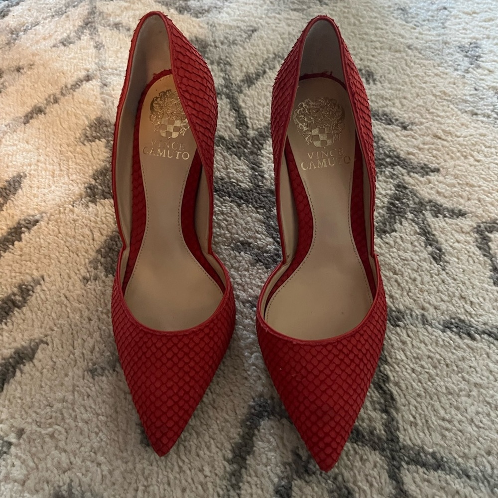 Vince Camuto Red Textured Heels